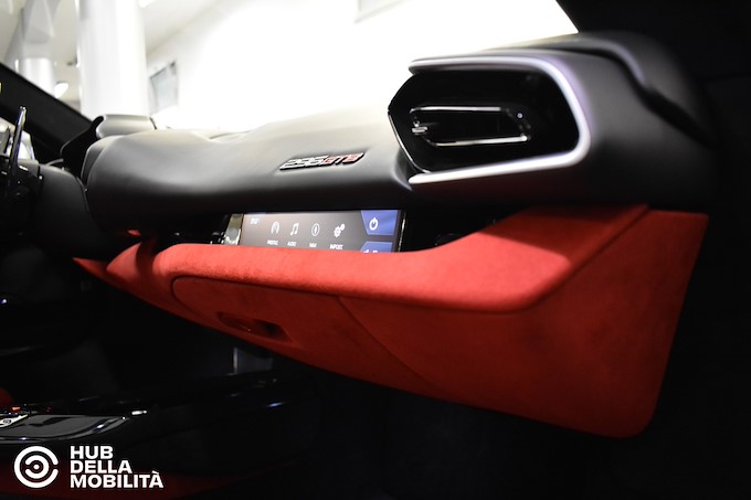 FERRARI FERRARI 296 GTB